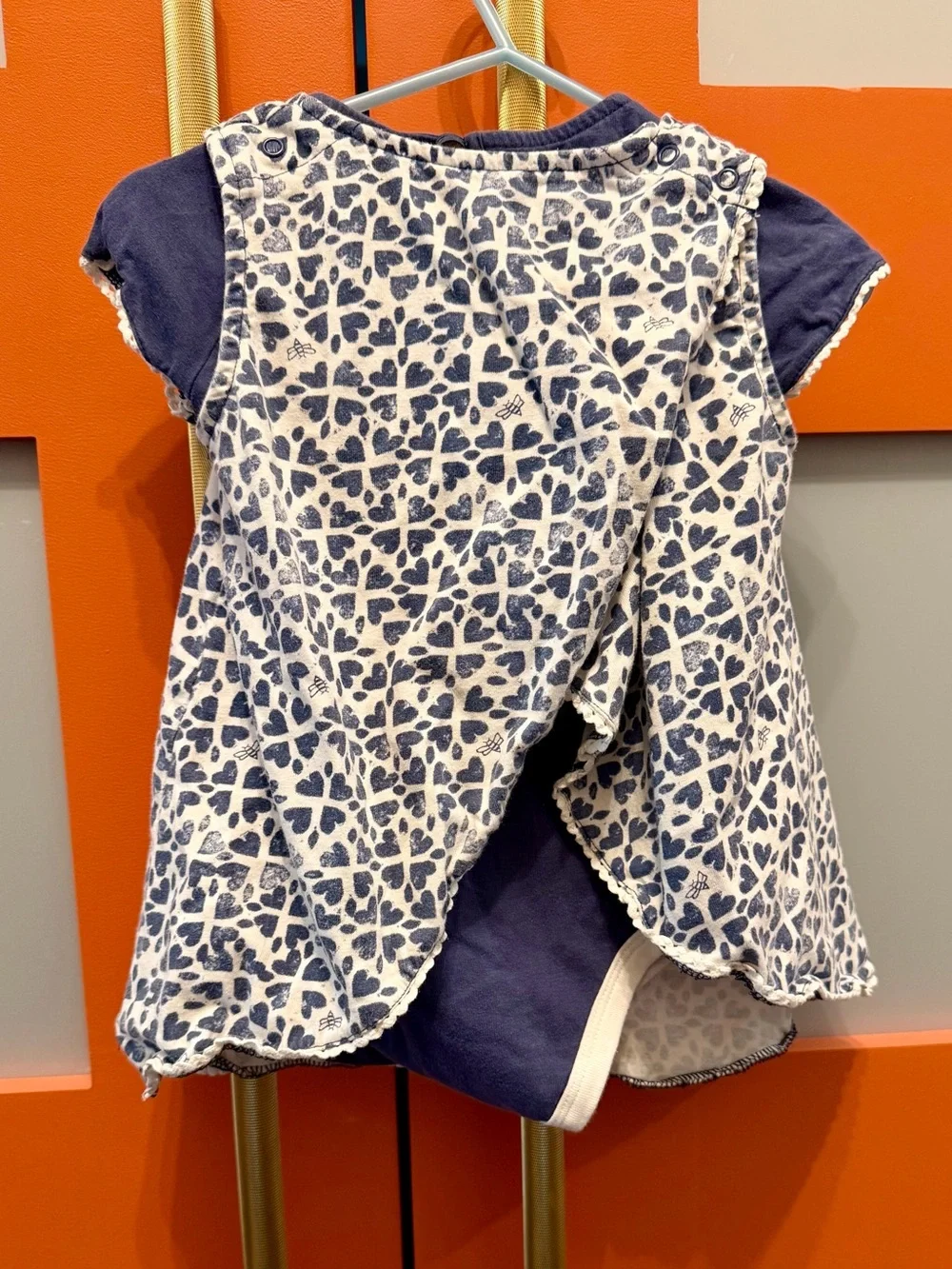 Burt’s Bees Baby Blue Bee Heart Pattern Smock Romper 24 months